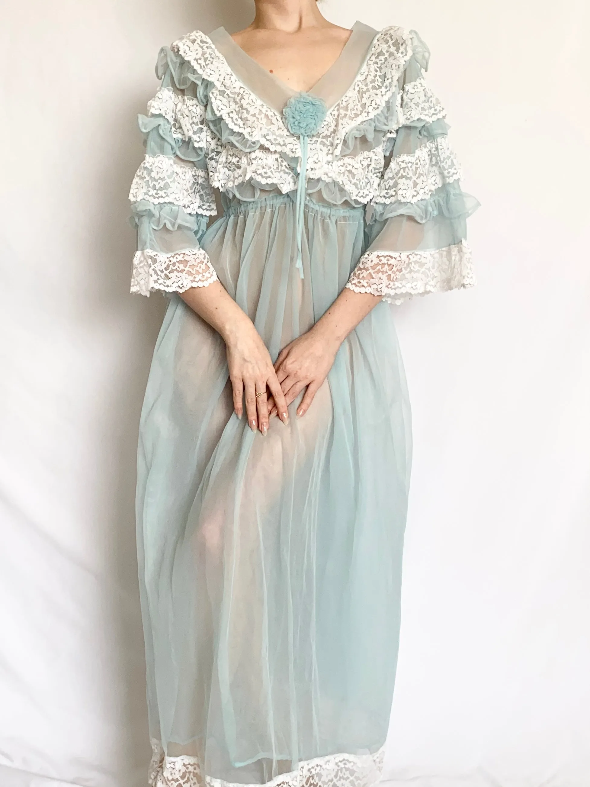 Baby Blue Lace Trim Peignoir Style Nightgown (S/M)