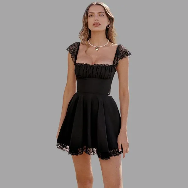 Evelina - Robe avec garniture en dentelle et jupe fluide
