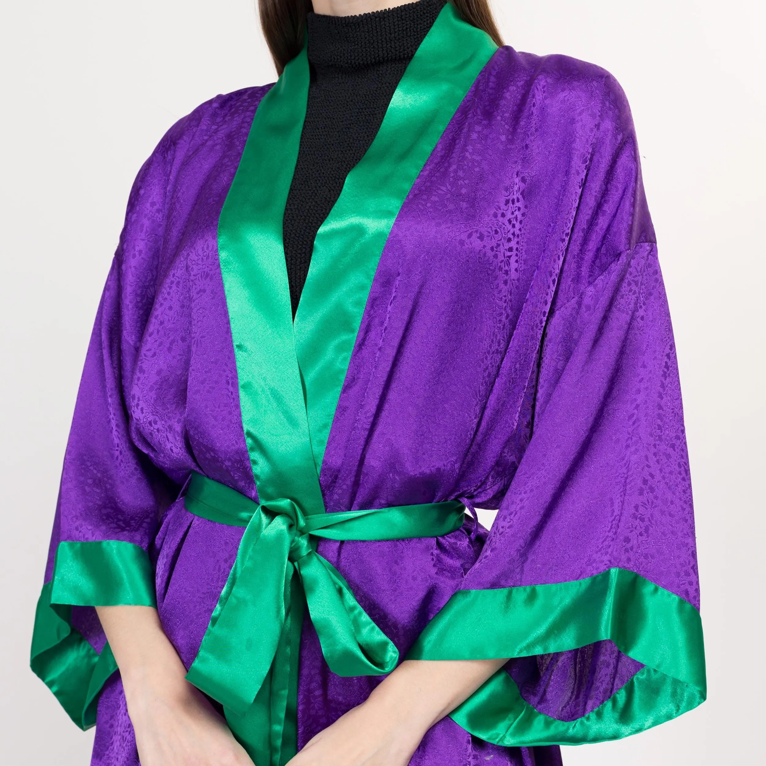 One Size 90s Victoria's Secret Purple & Green Satin Robe
