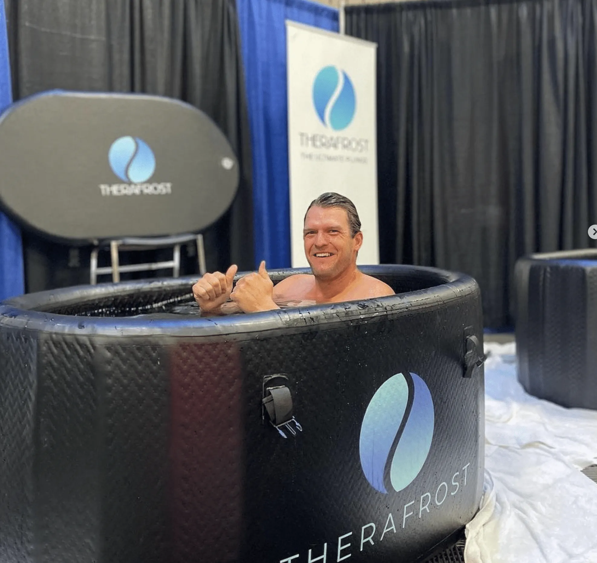 Portable TheraFrost Cold Plunge Tub with Ozone for Enhanced Recovery and Performance