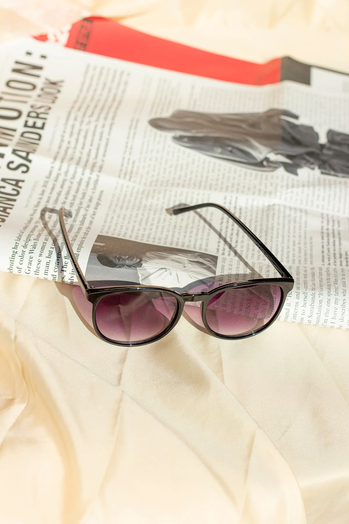 Rounded Full Classic Sunglasses