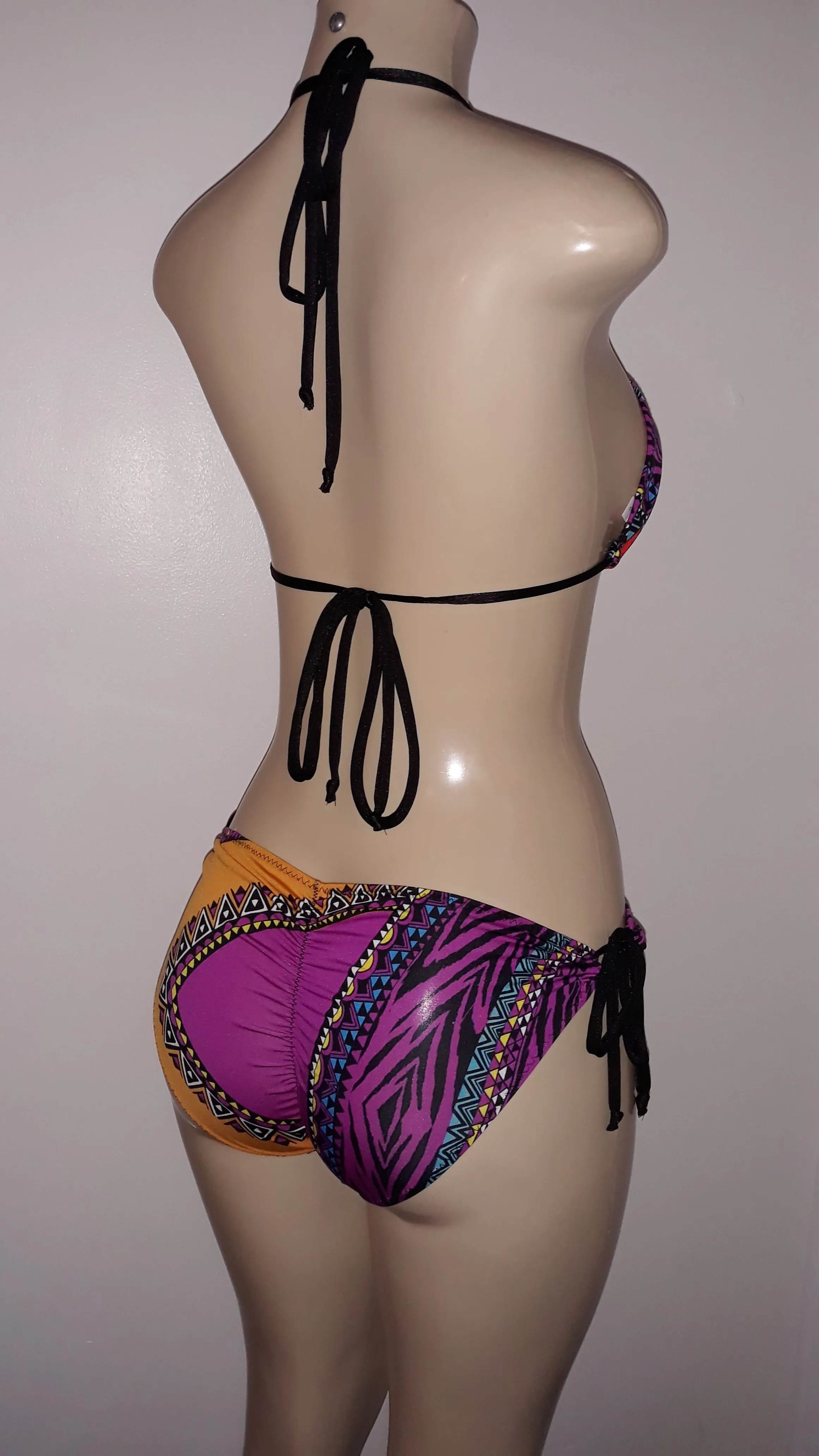 Sliding triangle top bikinis. Tie sides bikini bottoms