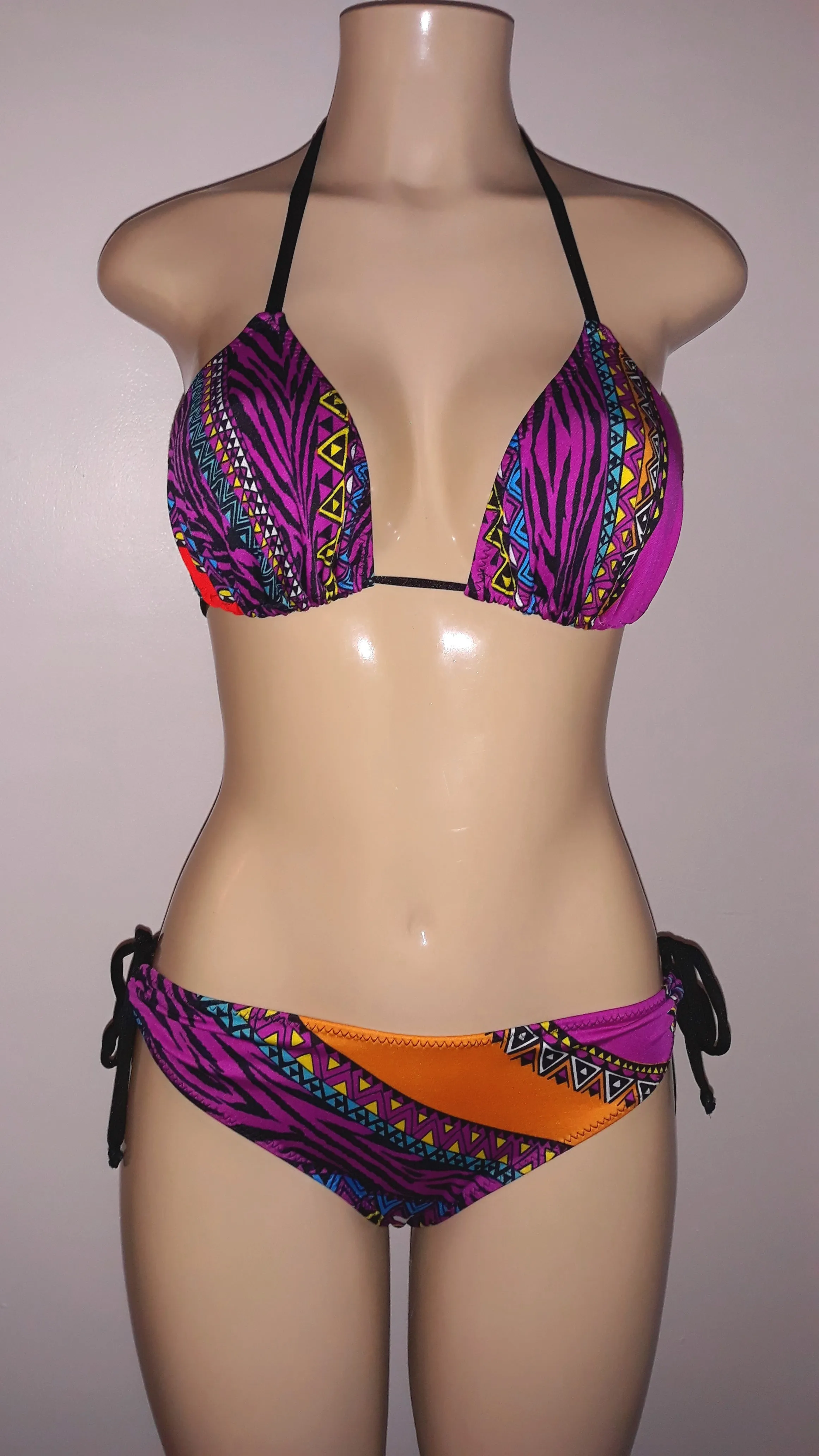 Sliding triangle top bikinis. Tie sides bikini bottoms