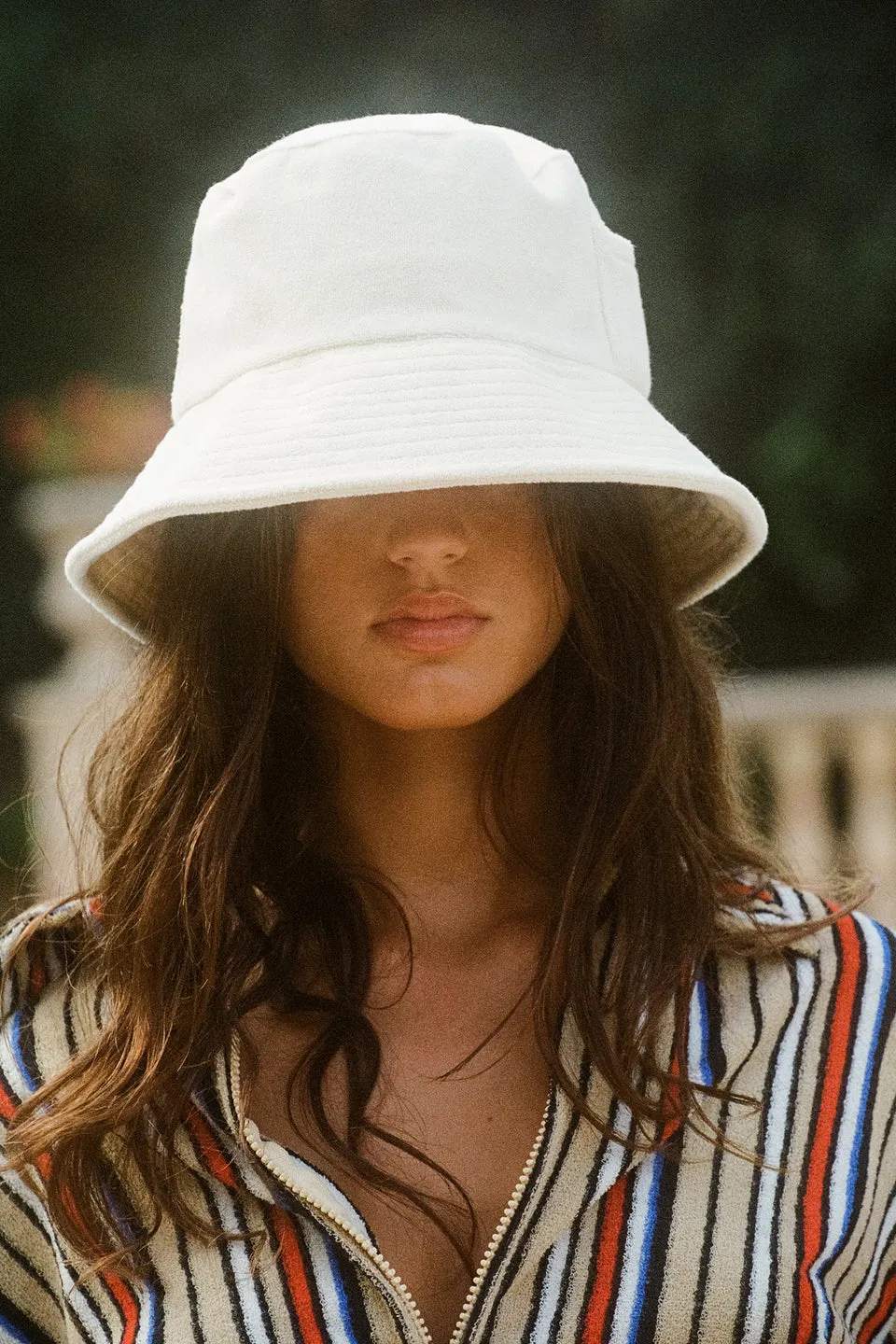 Wave Bucket Hat in Beige