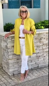 Women's Longline Button-Down Shirt | Elegant & Stylish
